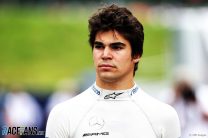 Stroll penalised for ignoring blue flags for a lap