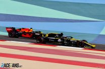 Daniel Ricciardo, Max Verstapppen, Bahrain International Circuit, 2019