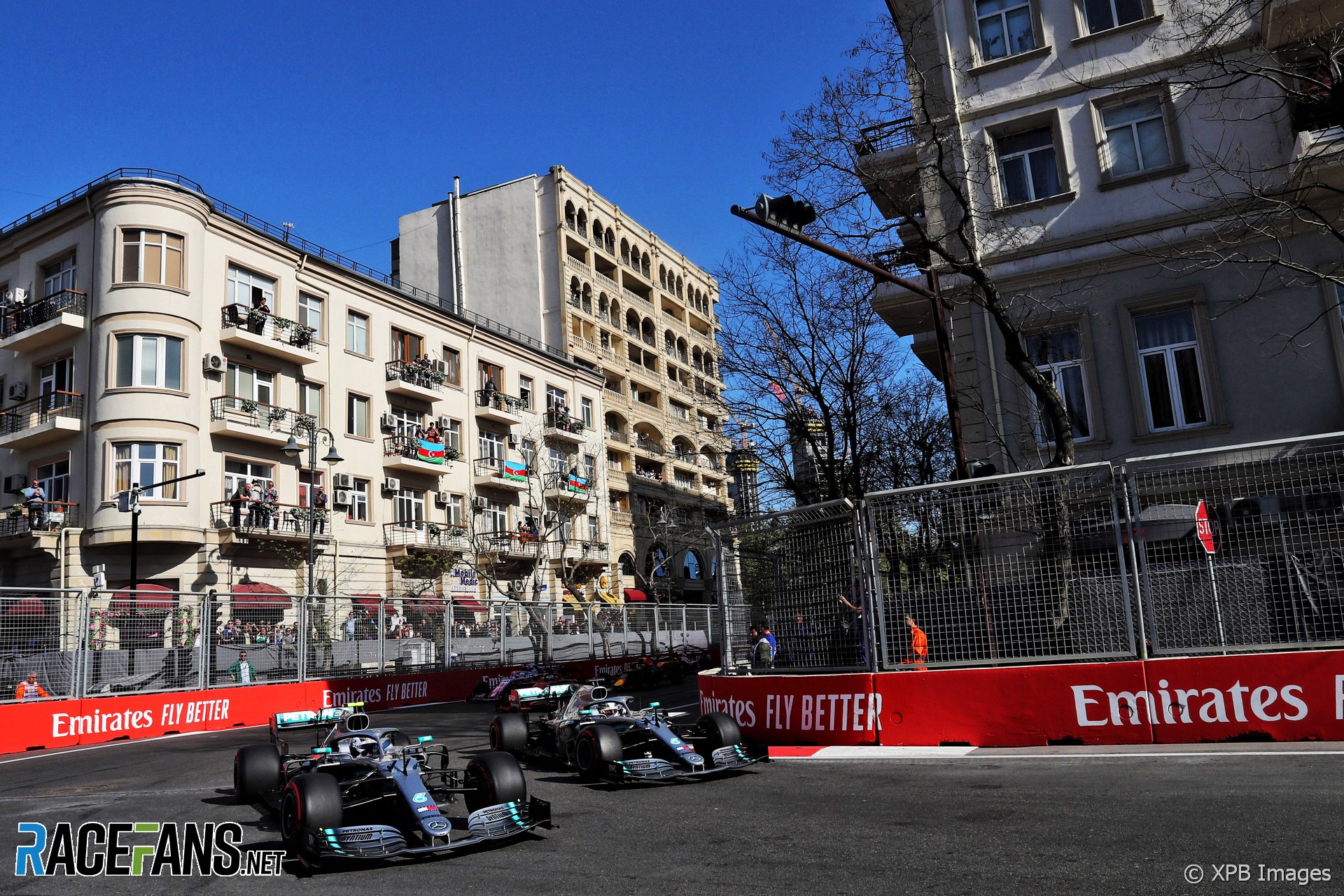 Valtteri Bottas, Lewis Hamilton, Mercedes, Baku City Circuit, 2019