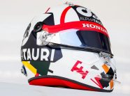 Kvyat wears fan-designed helmet inspired by Russian artists for home race