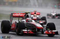 Button bounces back to snatch last-lap win in Canada
