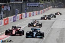 Lewis Hamilton, Mercedes, Baku City Circuit, 2021