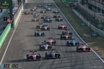 Martins takes maiden F3 victory while championship rivals fail to score