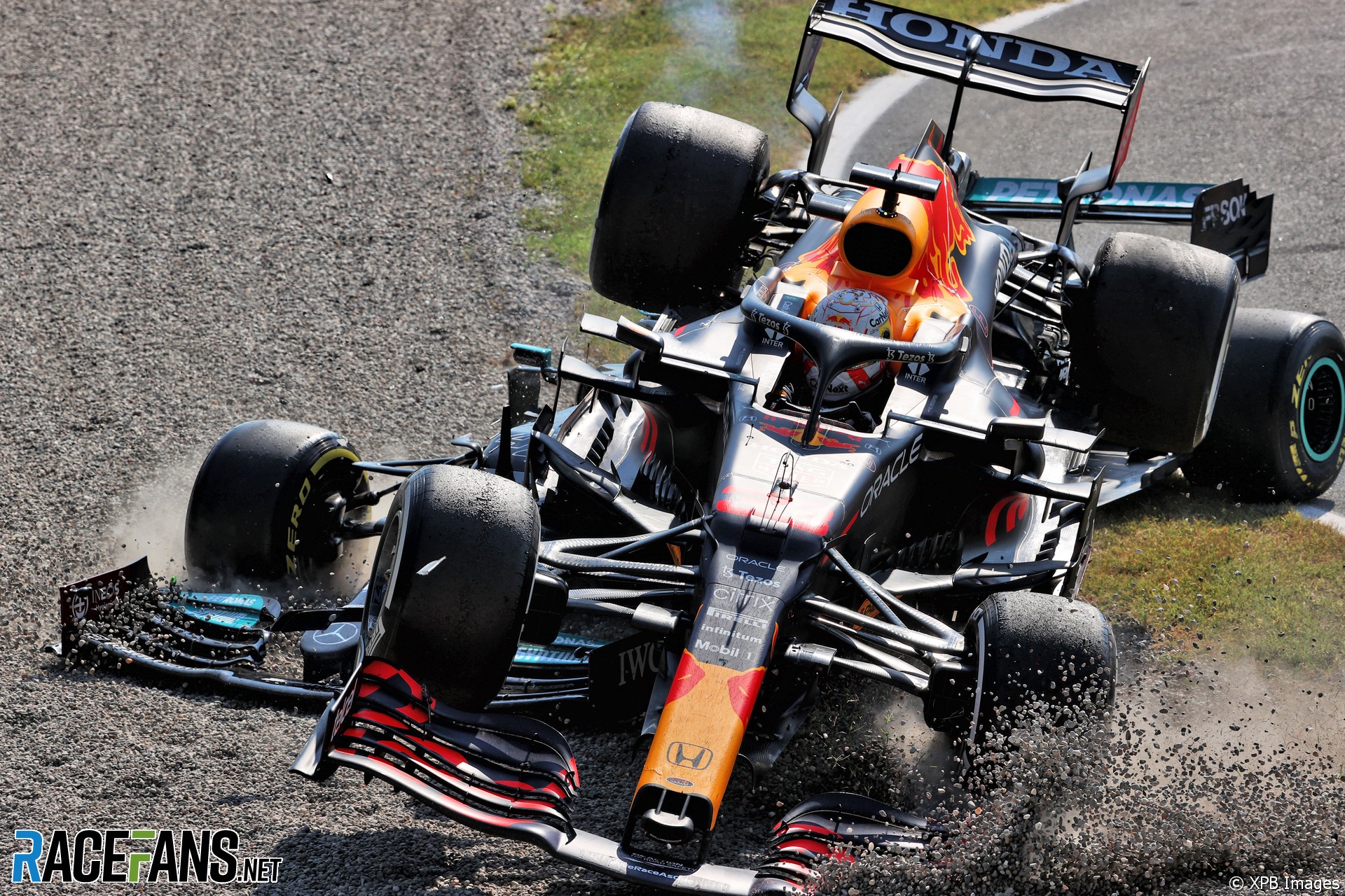 Max Verstappen and Lewis Hamilton crash, Monza, 2021