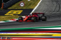 Sainz pleased for McLaren despite “worst possible” result for Ferrari