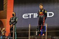 Lewis Hamilton, Max Verstappen, Yas Marina, 2021
