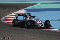 Martins takes victory and championship lead in F3 Bahrain feature race