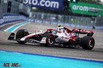 Zhou Guanyu, Alfa Romeo, Miami International Autodrome, 2022
